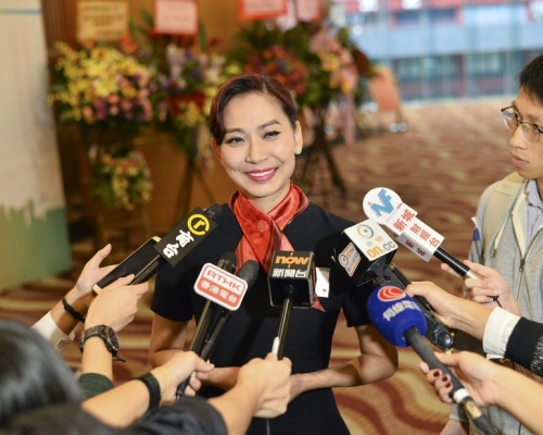 鄺美雲回應有關競逐港區人大代表選舉。 郭顯熙攝