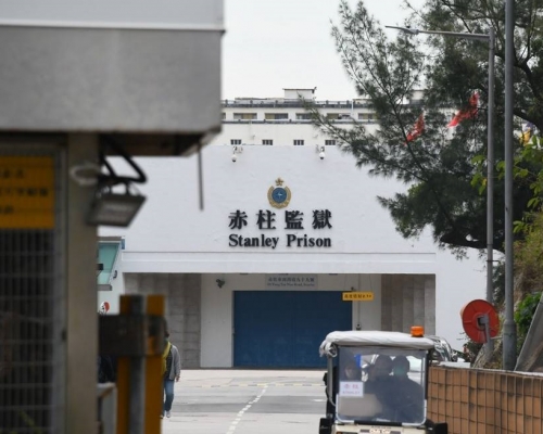 囚室是否特別熱，屬見仁見智。
