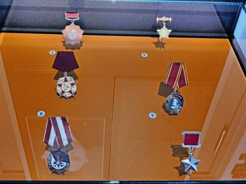 竊賊盜走了8枚前東德時代的獎章是複製品。（網圖）