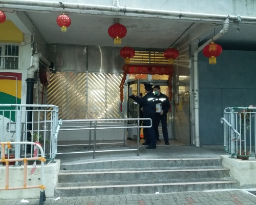 現場為友愛邨愛明樓。