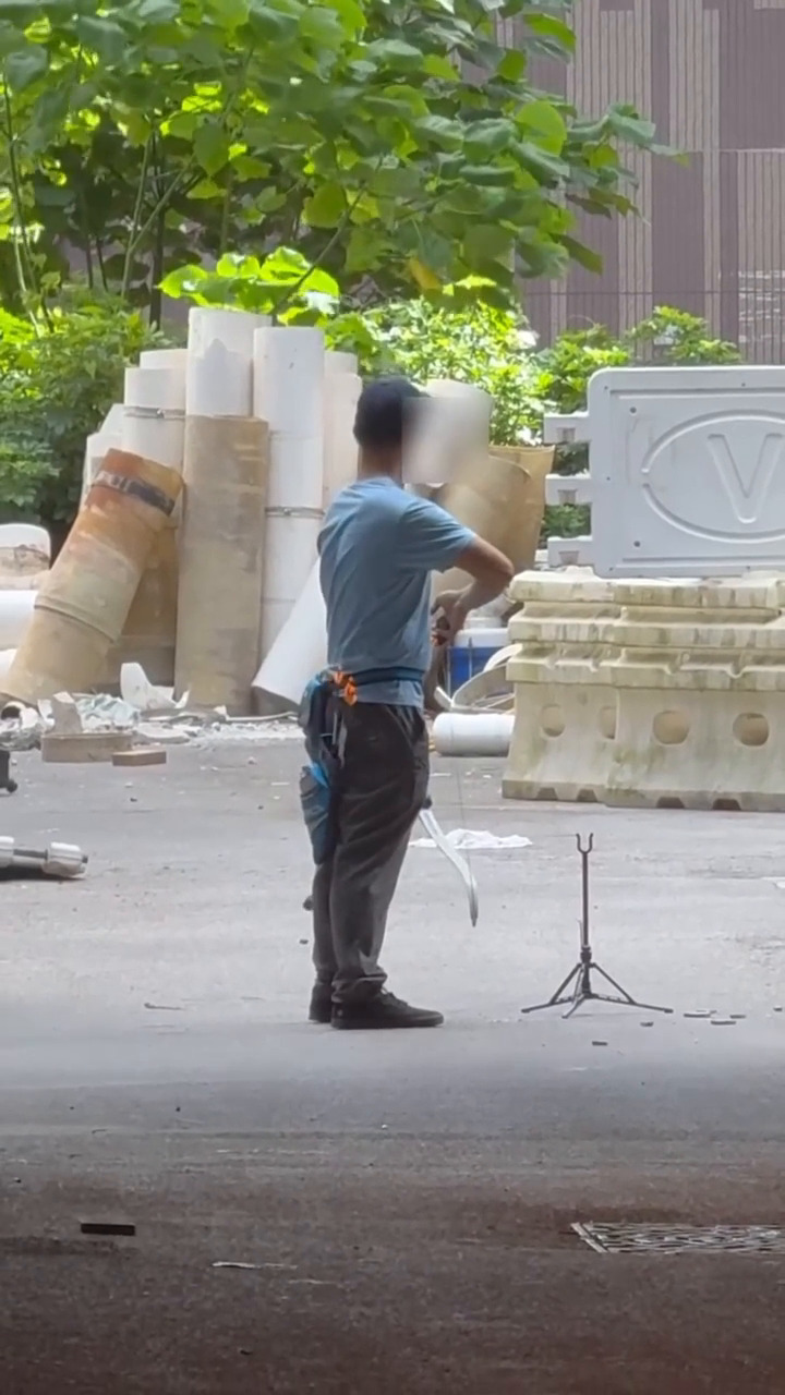回應的網民對此都感到心驚驚。fb「向香港警察致敬」截圖 回應的網民對此都感到心驚驚。fb「向香港警察致敬」截圖