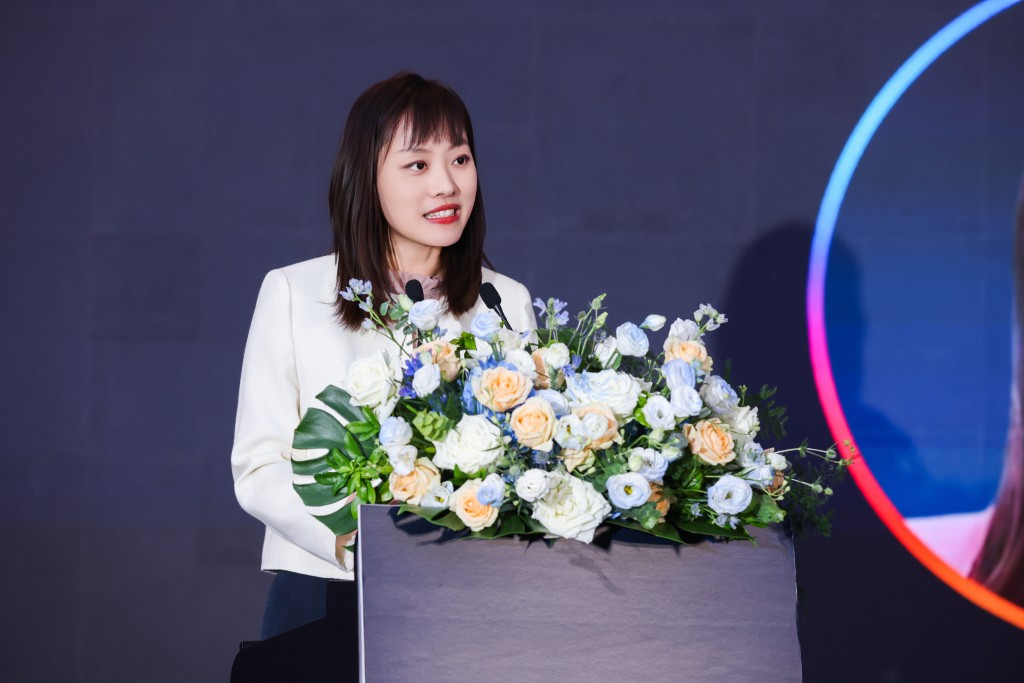 創新科技及工業局副局長張曼莉表示,香港正積極推動創科生態圈發展,致力發揮「超級聯繫人」角色以鞏固國際創科中心地位。 創新科技及工業局副局長張曼莉表示,香港正積極推動創科生態圈發展,致力發揮「超級聯繫人」角色以鞏固國際創科中心地位。