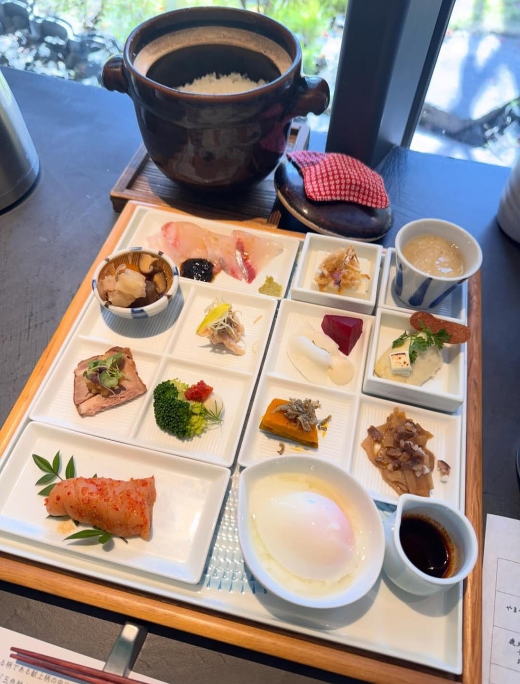 小儀在福岡獲好評的餐廳午膳,悠然自得。 小儀在福岡獲好評的餐廳午膳,悠然自得。