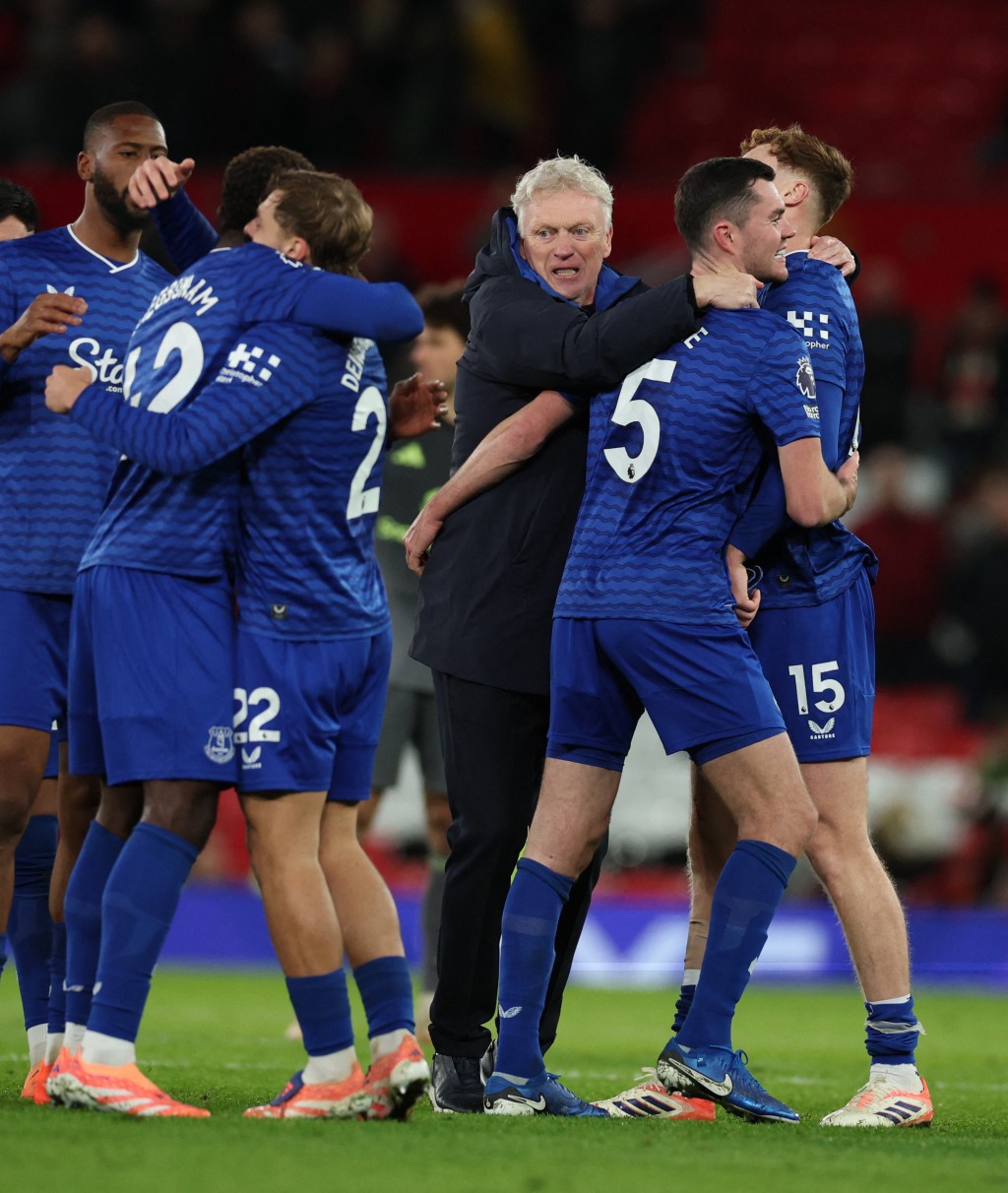 愛華頓大部份時間踢少一人下，仍然贏波。路透社