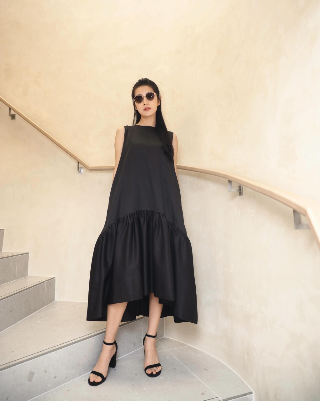gl(Giordano Ladies) 推出全新 「The Fluid Noir」the Little Black Dress系列。 gl(Giordano Ladies) 推出全新 「The Fluid Noir」the Little Black Dress系列。
