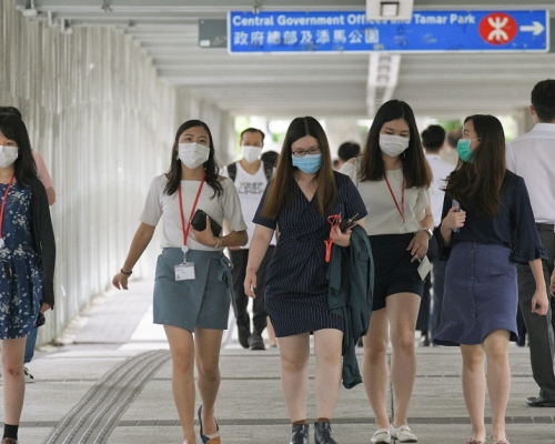 本年度有約一萬四千人申請政務主任職位，較上年度多約二千人。資料圖片