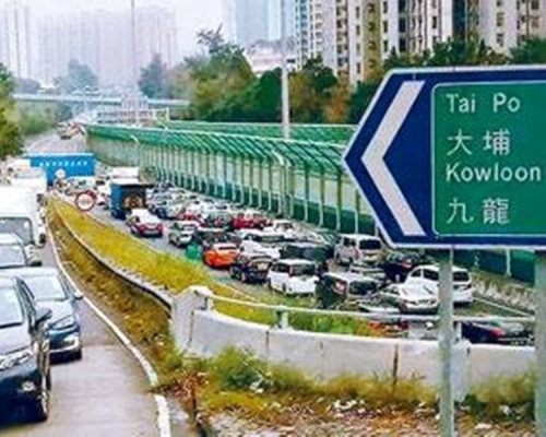 現場是粉嶺公路向大埔方向。資料圖片