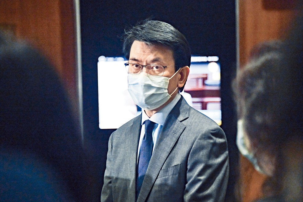 邱騰華任何廣播機構都不應散播仇恨情緒,強調「這把尺適用於所有廣播機構」。