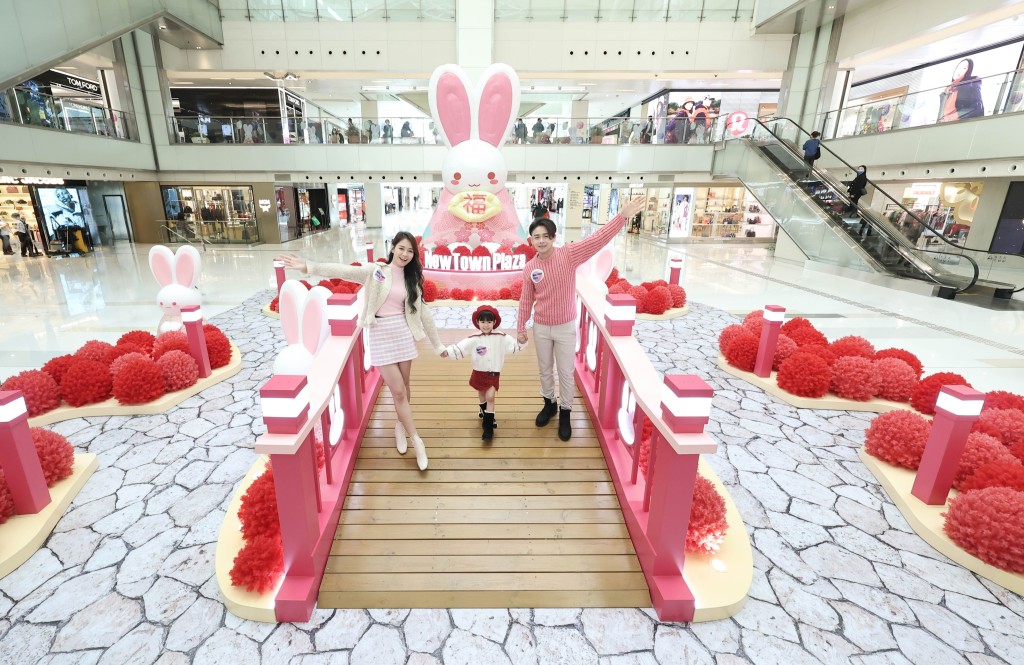 新城市廣場把首爾﹑京都和台北的花海情景搬到商場。
