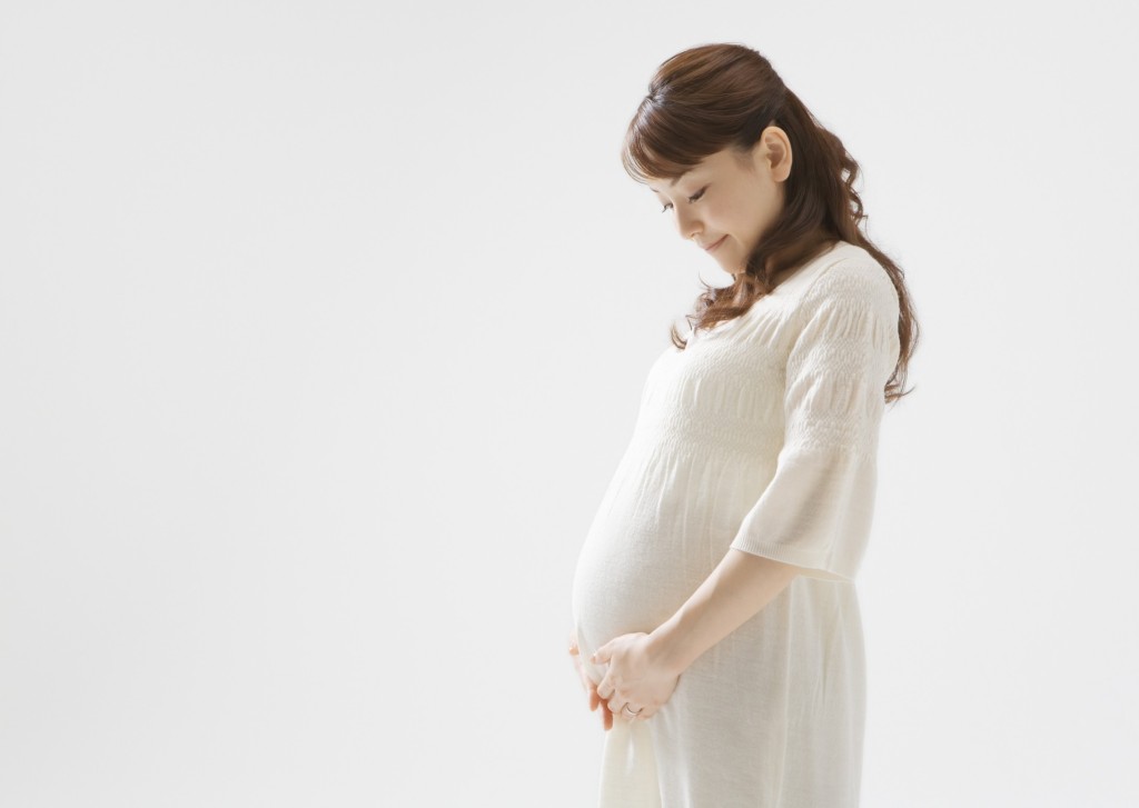 移除宫腔内的肌瘤和瘜肉有助受精卵着牀成孕。