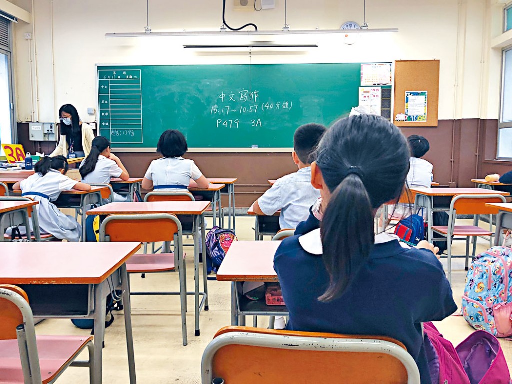有个别小学仍把TSA练习列为学生家课，有校长认为操练情况不再普遍，仅为新冠疫情使然。