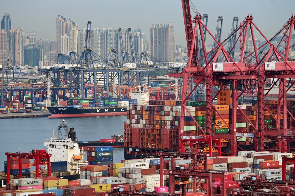 《路線圖》第一階段提高物流中小企業對ESG原則及國際ESG要求的認知。資料圖片 《路線圖》第一階段提高物流中小企業對ESG原則及國際ESG要求的認知。資料圖片