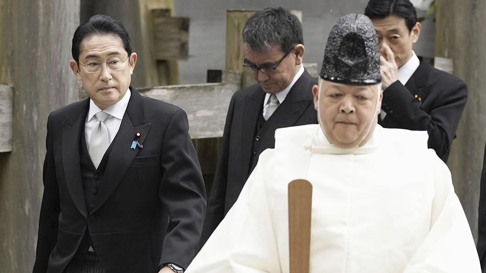 日本首相岸田文雄本月4日前往三重縣伊勢神宮參拜。AP資料圖