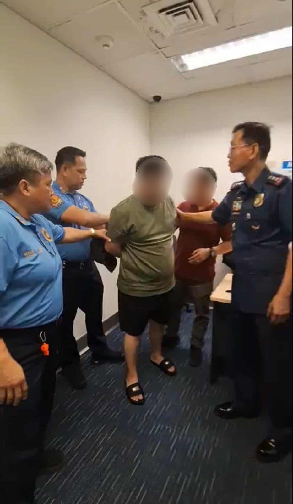 馬尼拉殺人肢解案「台灣」疑兇,自稱其實來自新疆。菲律賓警方 馬尼拉殺人肢解案「台灣」疑兇,自稱其實來自新疆。菲律賓警方