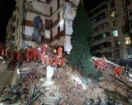 江西一棟職工宿舍局部坍塌，致4人遇難。