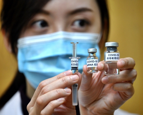 本港最快下月開始接種新冠肺炎疫苗。資料圖片