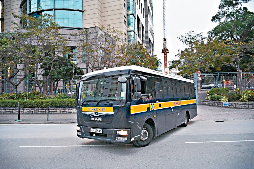 裁判官将案件押后至明年3月17日再提堂。