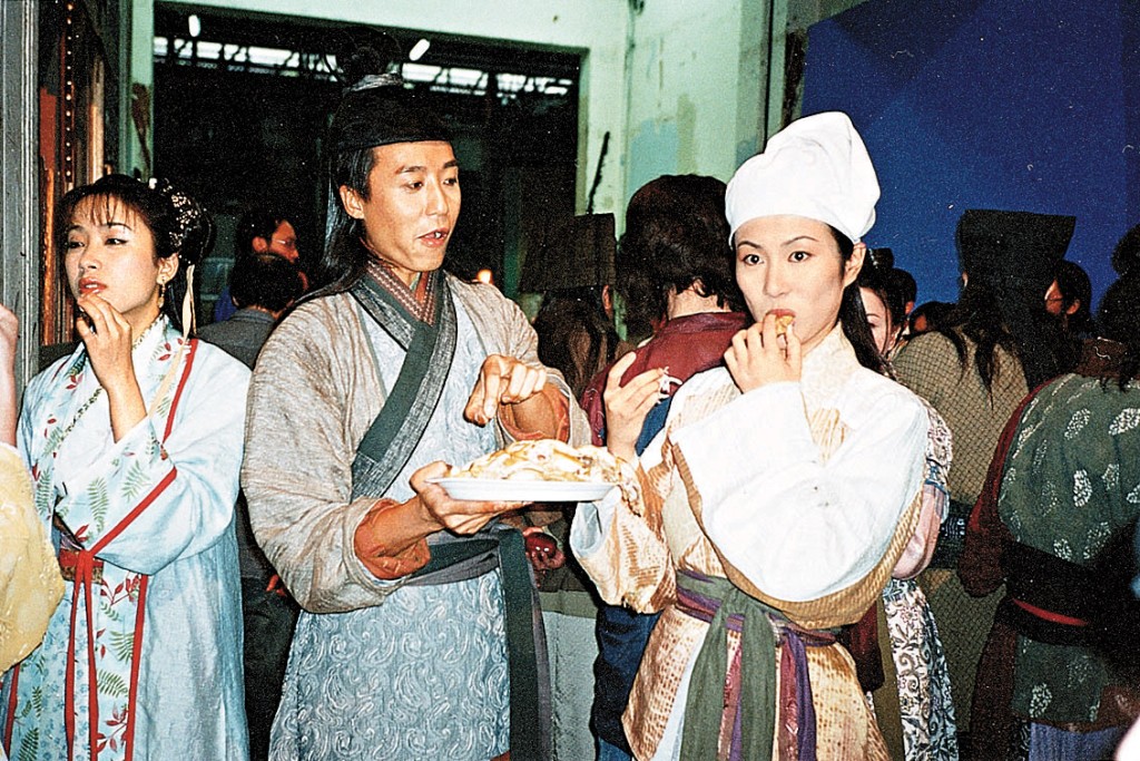 莫家尧（中）曾演出TVB剧《再生缘》。