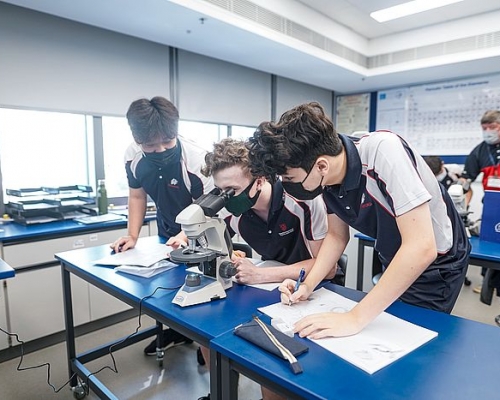 Stamford於上學年正式取得IBDP認證。