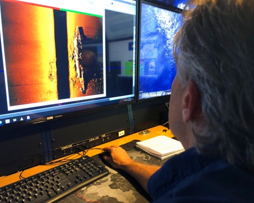 經周日審視聲納資料後，顯示「赤城號」的殘骸沉於珍珠港西北2090公里的太平洋5490公尺的海底。 AP
