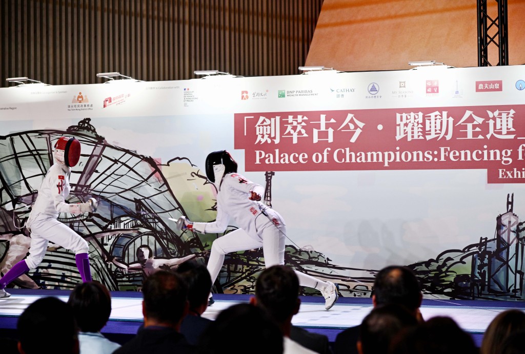 陳海琳與李玟慧對戰。
