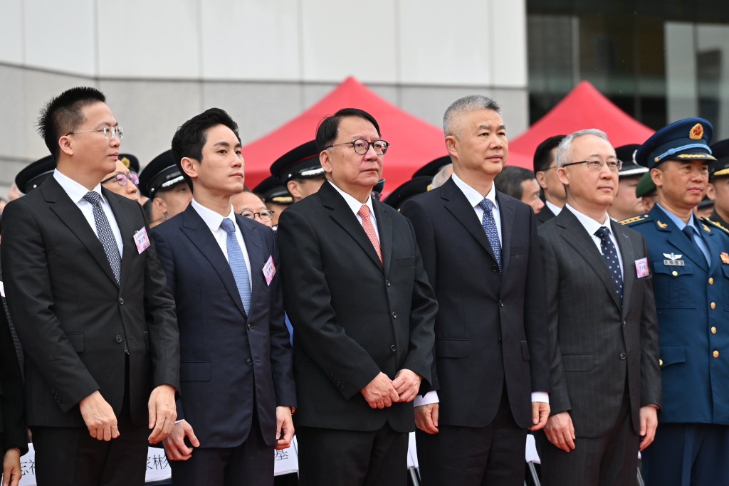 政務司司長陳國基早上出席在灣仔金紫荊廣場舉行的升旗儀式。陳國基FB 政務司司長陳國基早上出席在灣仔金紫荊廣場舉行的升旗儀式。陳國基FB