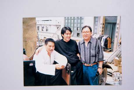 王晶（右）与达哥合作无间。