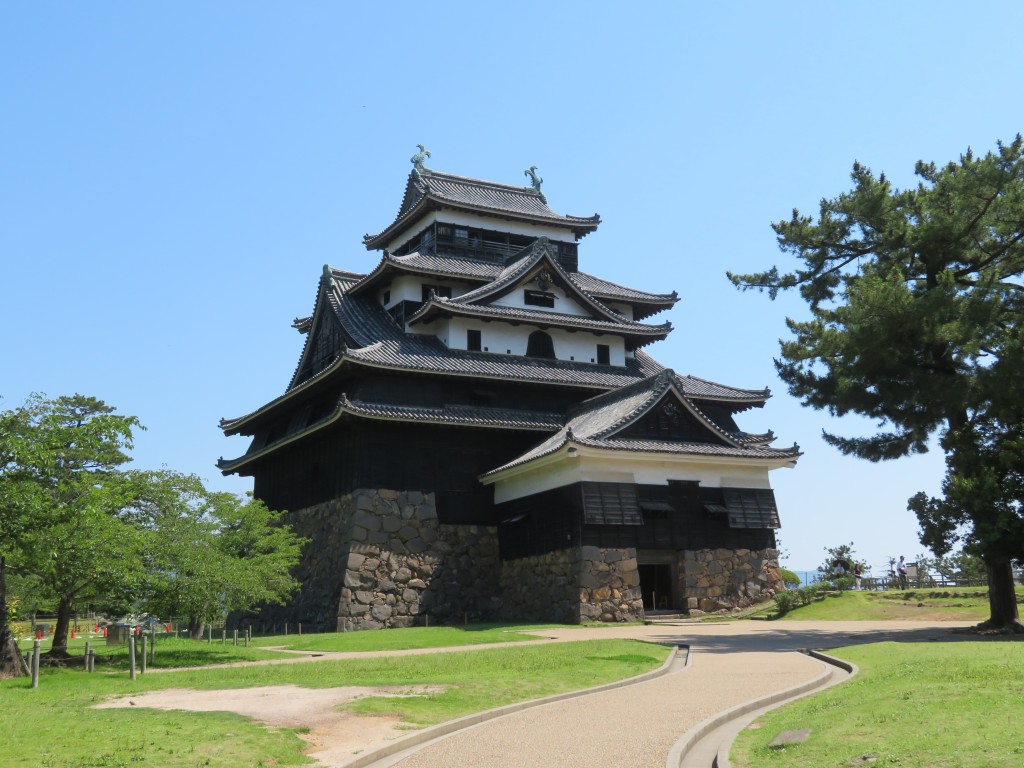 島根縣松江城取消外國旅客優惠。維基網站 島根縣松江城取消外國旅客優惠。維基網站