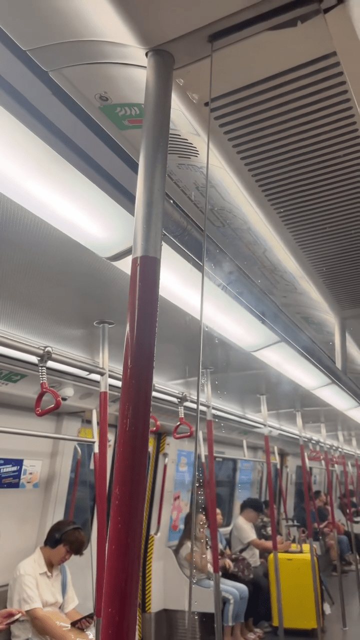 地鐵車廂亦漏水情況