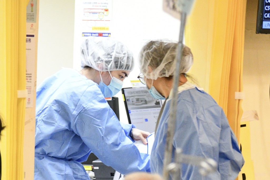 全職護士流失率由2023年3月底前，連續12個月10.9%的高峰，回落至去年10月的6%。資料圖片