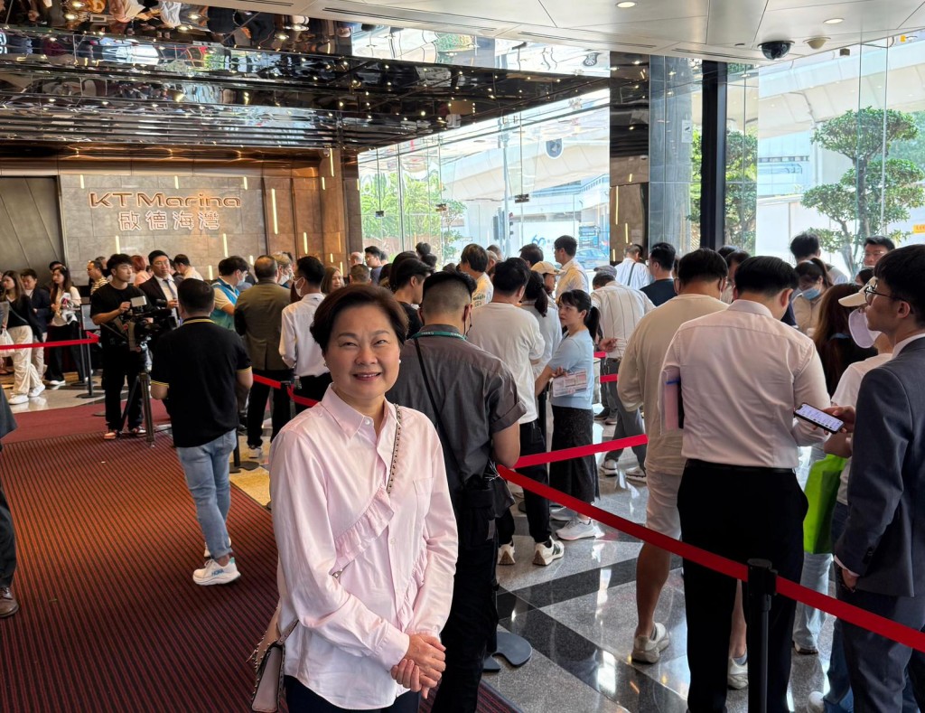 中原瑛琳表示，吸引大批買家認購及出席揀樓。