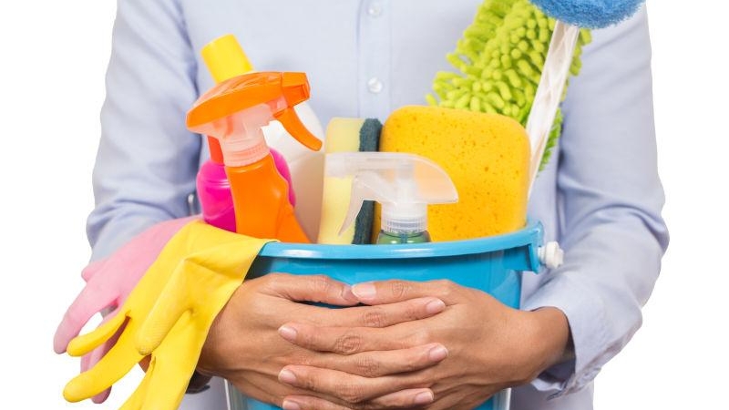 春节前，家庭和企业都需要大量保洁员。