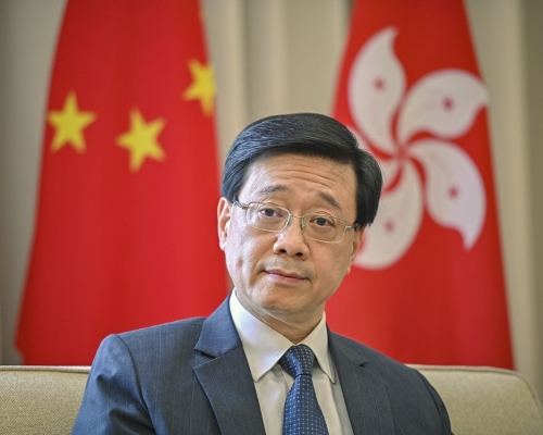李家超表明，資審會嚴格把關，絕不遺漏，杜絕「假意扮真心」擁護《基本法》及效忠特區的人士「入閘」。