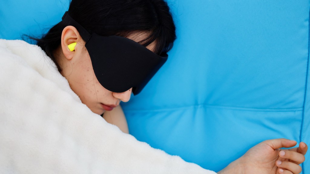 第三届汉江睡眠大赛，参赛者各有失眠或“累到爆”的故事。 路透社