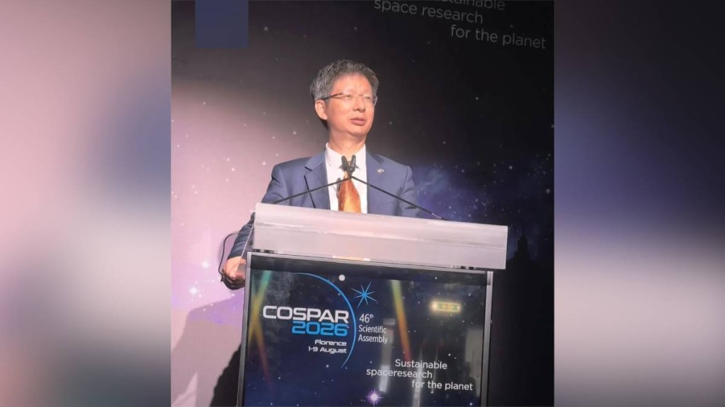 王勁松為國家衛星氣象中心主任、風雲氣象衛星工程總設計師。央視