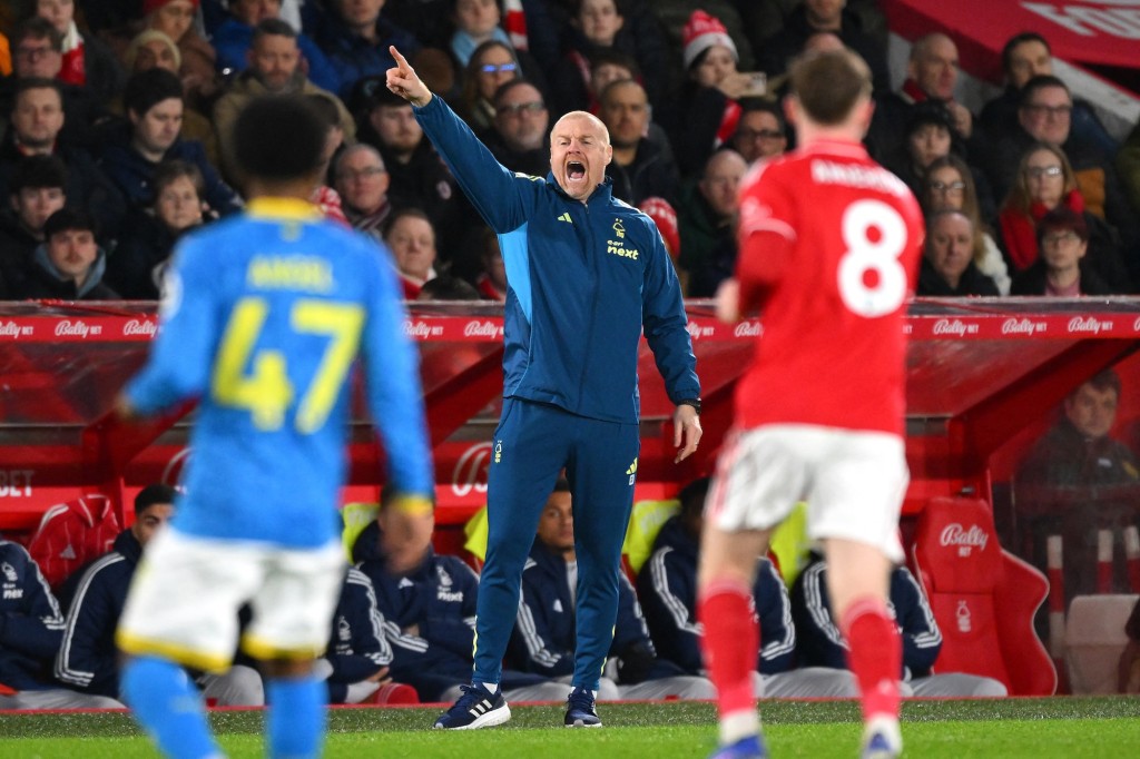 戴治被森林解僱。法新社