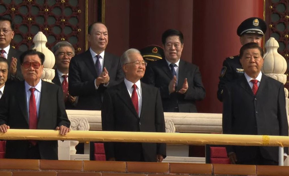 九三閱兵︱溫家寶等元老亮相天安門城樓 胡錦濤、朱鎔基未現身 九三閱兵︱溫家寶等元老亮相天安門城樓 胡錦濤、朱鎔基未現身