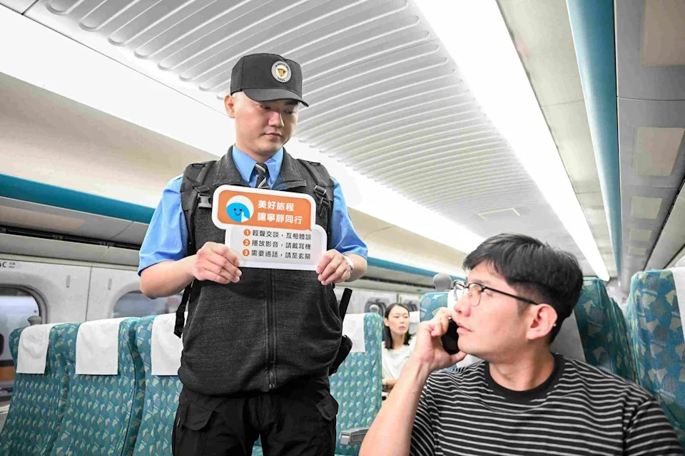 台灣高鐵推動寧靜車廂政策,手機「外放」或被拒載。台灣高鐵 台灣高鐵推動寧靜車廂政策,手機「外放」或被拒載。台灣高鐵