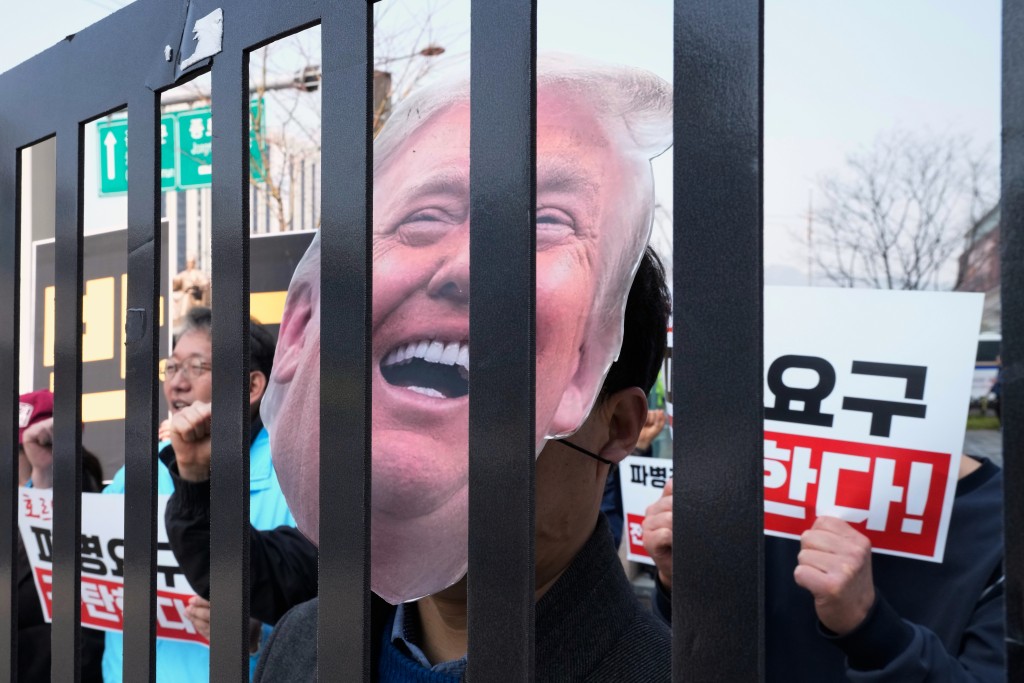 特朗普據報計劃在達成三大軍事目標後即宣佈結束戰事。美聯社