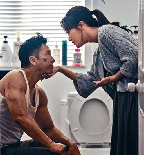 ■秦嵐與甄子丹在戲中飾演夫婦，有不少細膩場面。