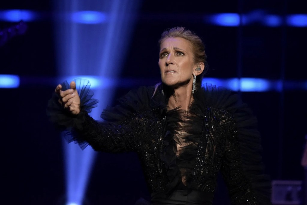 Celine Dion有「流行天后」、「成人抒情女王」、「拉斯維加斯女王」之稱。