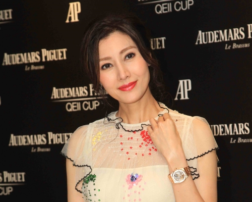 「大美人」李嘉欣斥501萬購何文田豪宅車位。