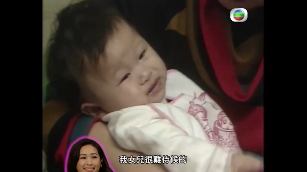 梁小玲與澳洲大律師趙崇康再婚後，移居澳洲專心相夫教女。