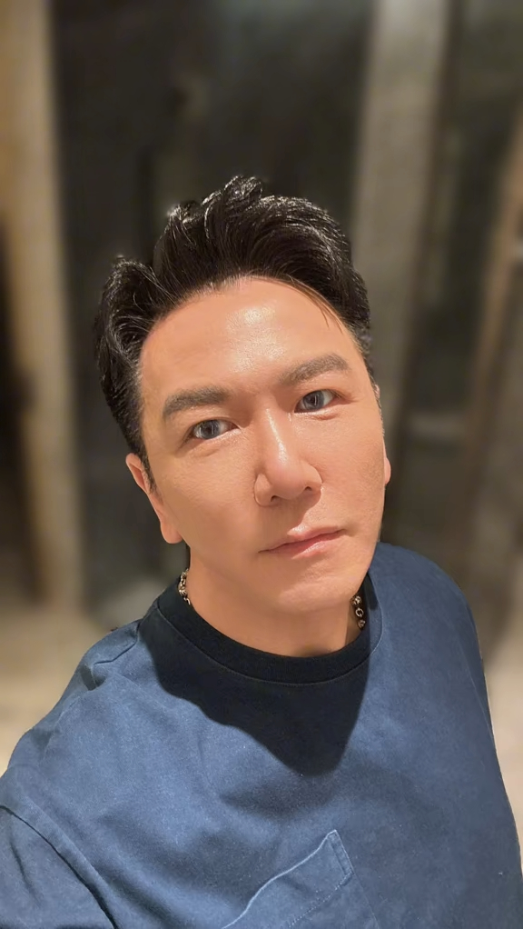 溫兆倫又好似馬國明。 溫兆倫又好似馬國明。