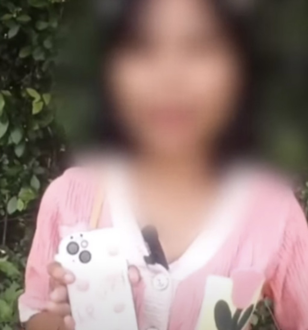 19岁嫩妻获老翁送iPhone等礼物。 Youtube