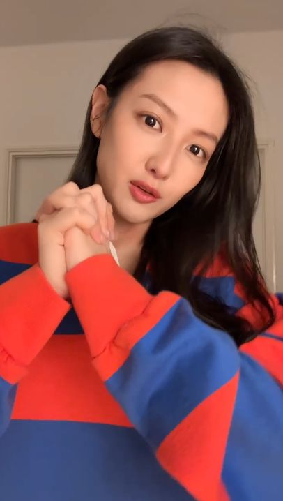 Mandy（谭旻萱）得知票房佳绩，笑说犹如自己攞奖一样。