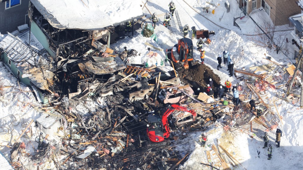 北海道札幌住宅疑煤氣爆炸 釀一死四傷 居民形容巨響猶如地震。法新社