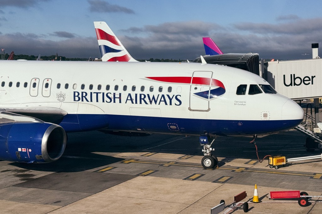 世界杯8强挪威将对阵英格兰，挪威穿梭航空向英国航空提出对赌方案。