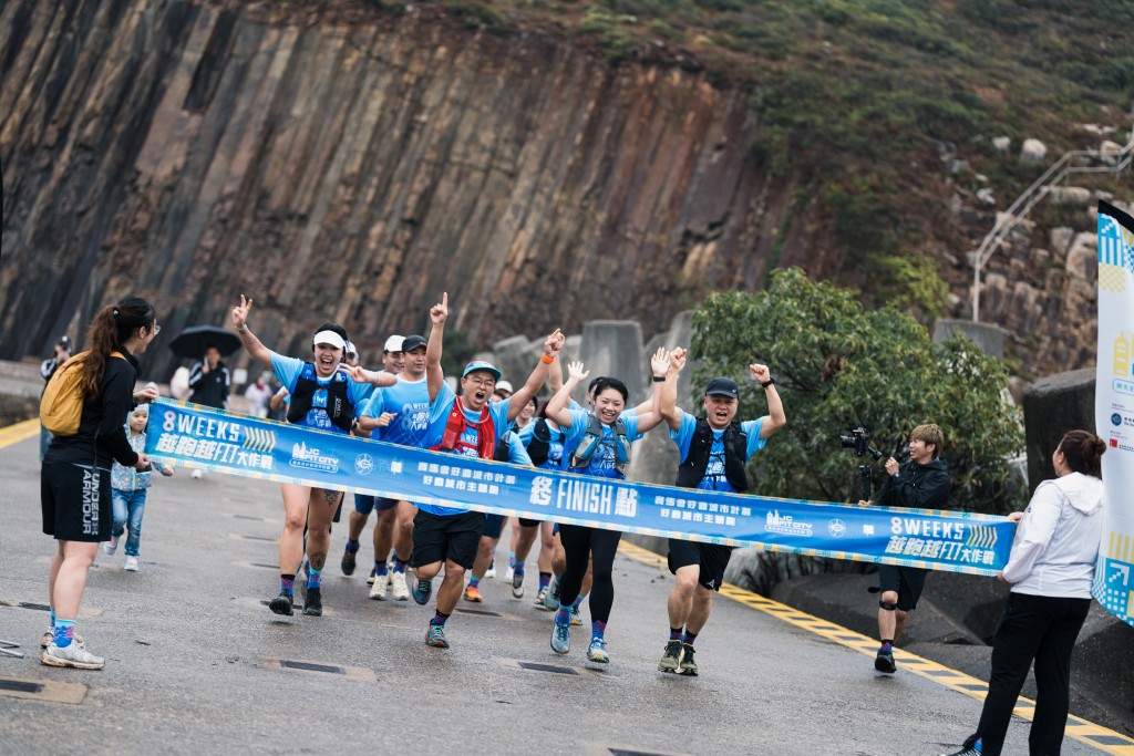 馬會多年來支持體育不遺餘力，其中「賽馬會好動城市計劃」的受惠者阿銳就是成功例子。透過越野跑、肌力訓練及專業營養指導，阿銳不再受三高困擾，身體變得更健康。