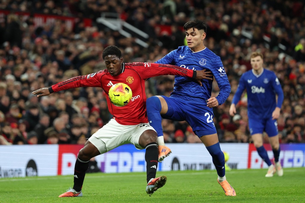 明奈對愛華頓後備上陣32分鐘。法新社